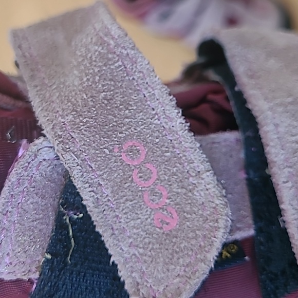 Ecco Boots - Picture 2 of 3